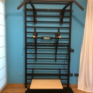 Barre de traction en métal avec prolongation, fixation à l'espalier, code 258